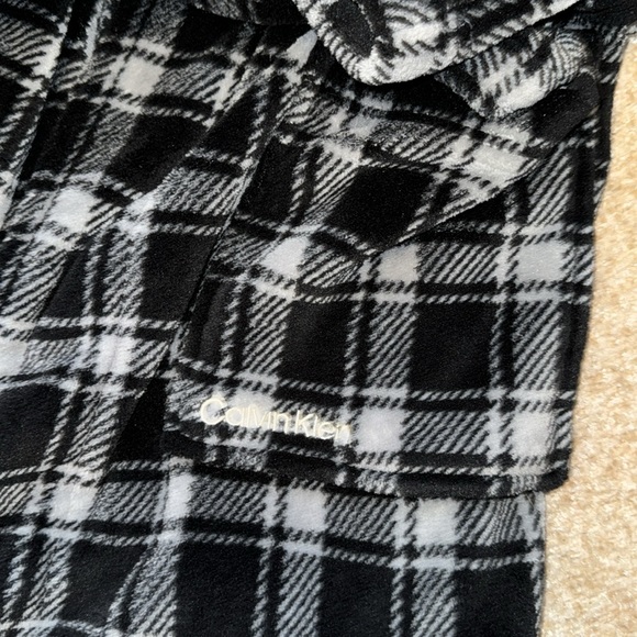 Calvin Klein Men’s Robe(USED) - Picture 3 of 3